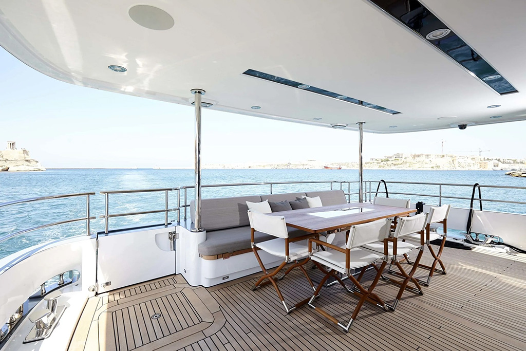 yat ve tekne temizligi onemi